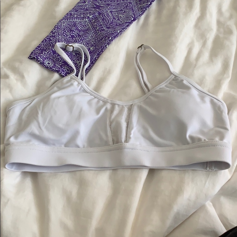 Liquido Active sports Bra White small